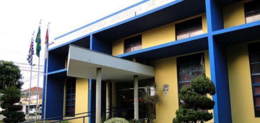 Procuradoria de Justiça questiona Câmara e Prefeitura de PV sobre comissionados